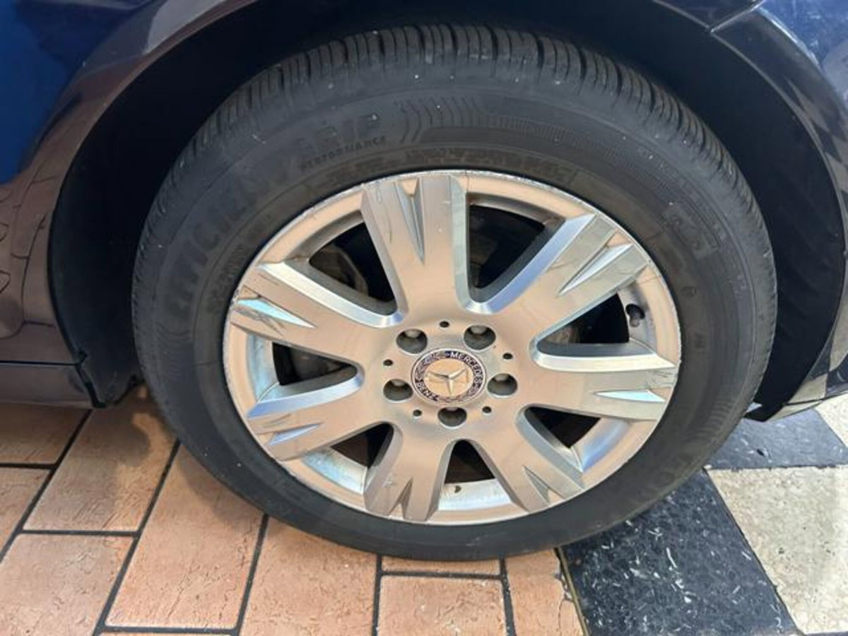 Mercedes-Benz Classe C 220 CDI BlueEFFICIENCY Executive (9)