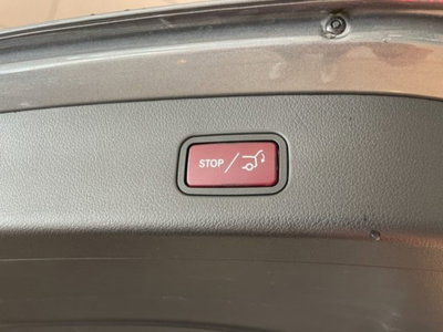Mercedes-Benz GLC 220 d 4Matic Mild Hybrid AMG Advanced Plus (17)