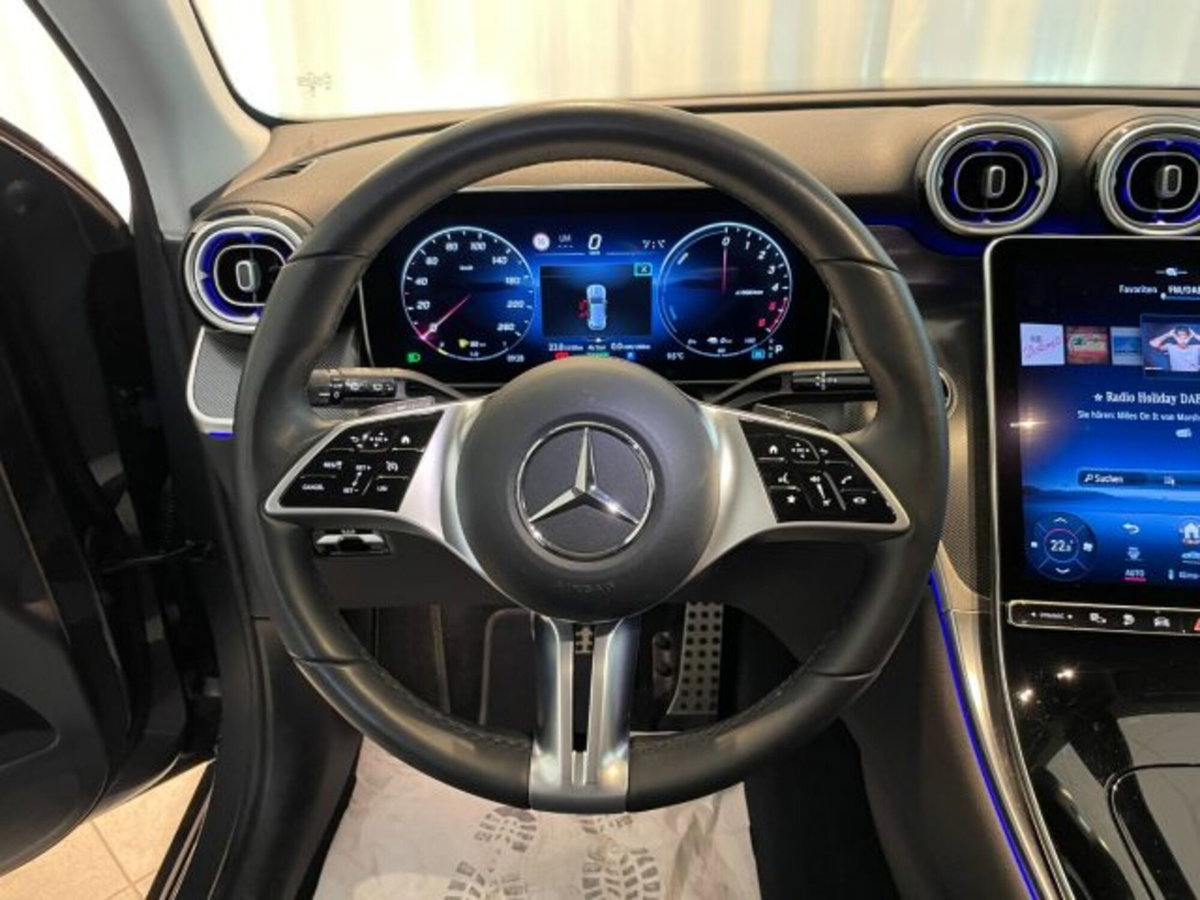 Mercedes-Benz GLC SUV 220 d AMG Line Advanced Plus 4matic auto (7)