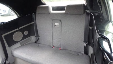 Volkswagen New Beetle Cabrio TDI 105CV (14)