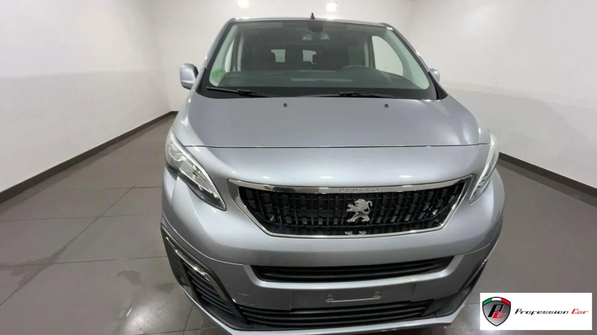 Peugeot Traveller BlueHDi 120 S&S Long Business (2)
