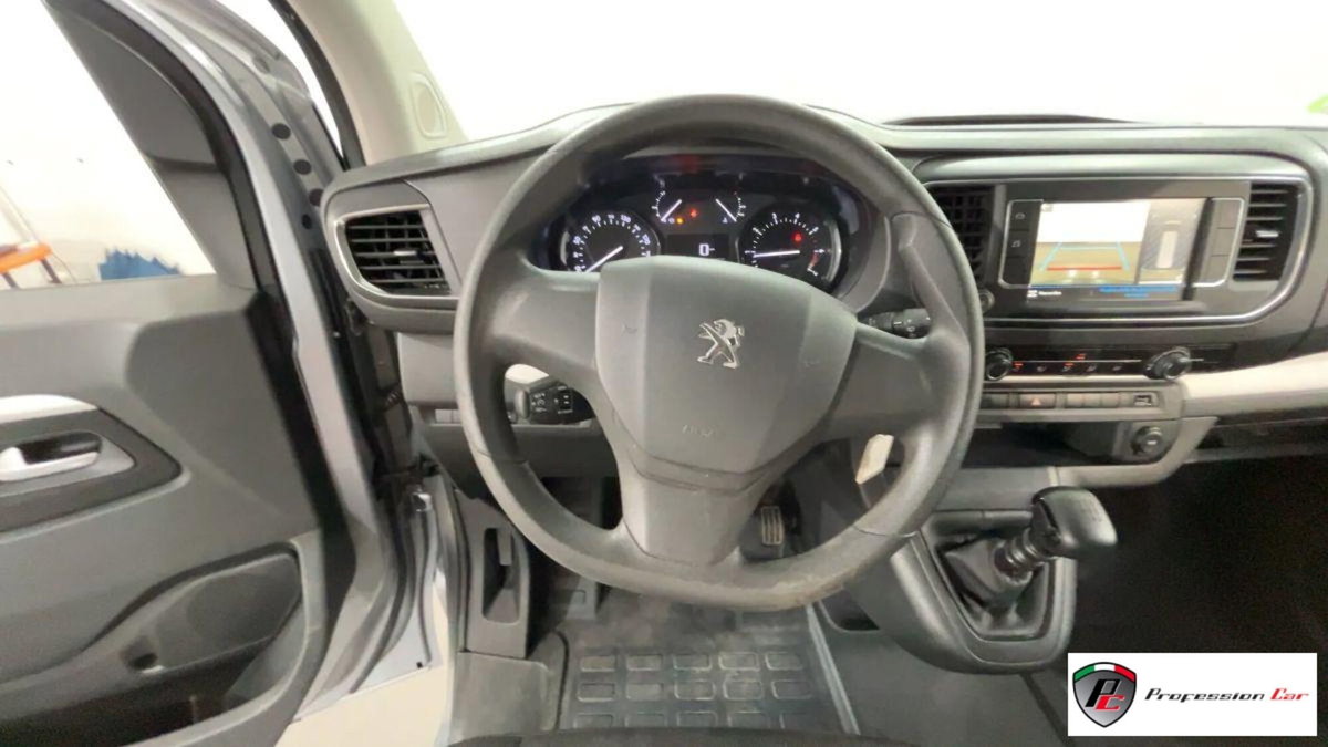 Peugeot Traveller BlueHDi 120 S&S Long Business (8)