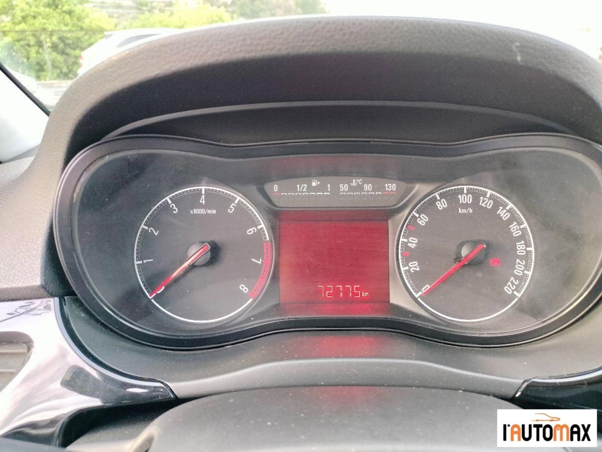 Opel Corsa 1.2 5 porte 120 Anniversary (8)