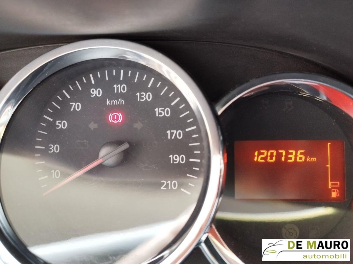Dacia Duster 1.5 dCi 110CV Start&Stop 4x2 Ambiance (14)