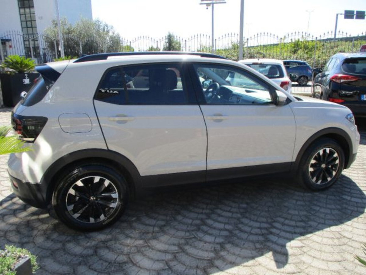Volkswagen T-Cross 1.0 TSI 110 CV DSG Style (3)