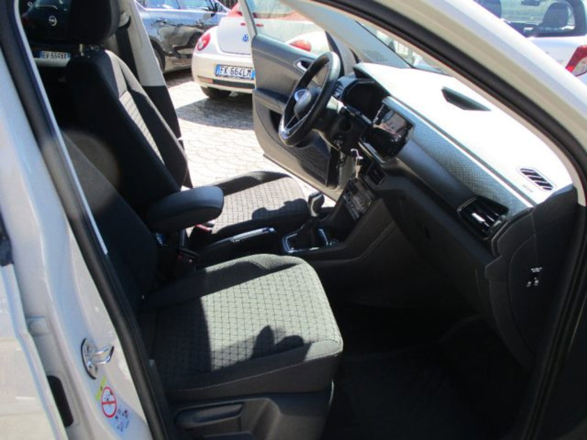 Volkswagen T-Cross 1.0 TSI 110 CV DSG Style (7)