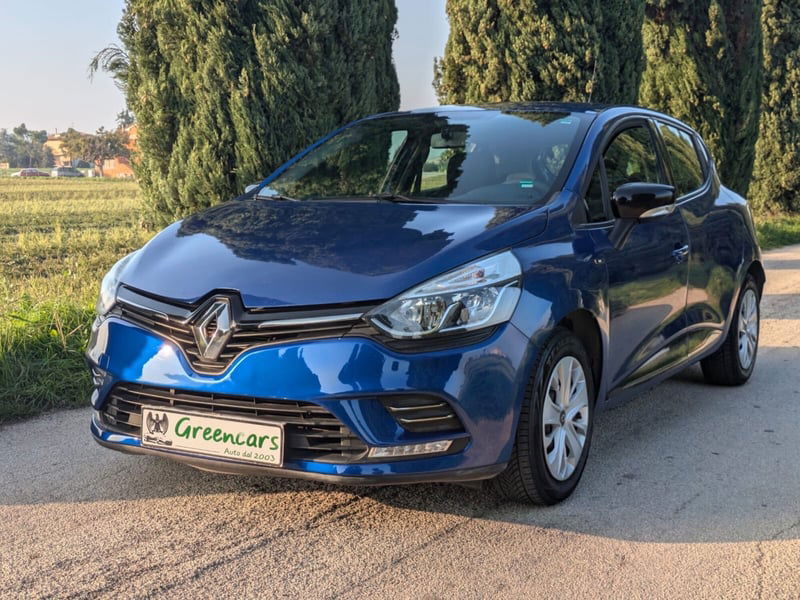 Renault Clio TCe 12V 90 CV GPL 5 porte Moschino Intens