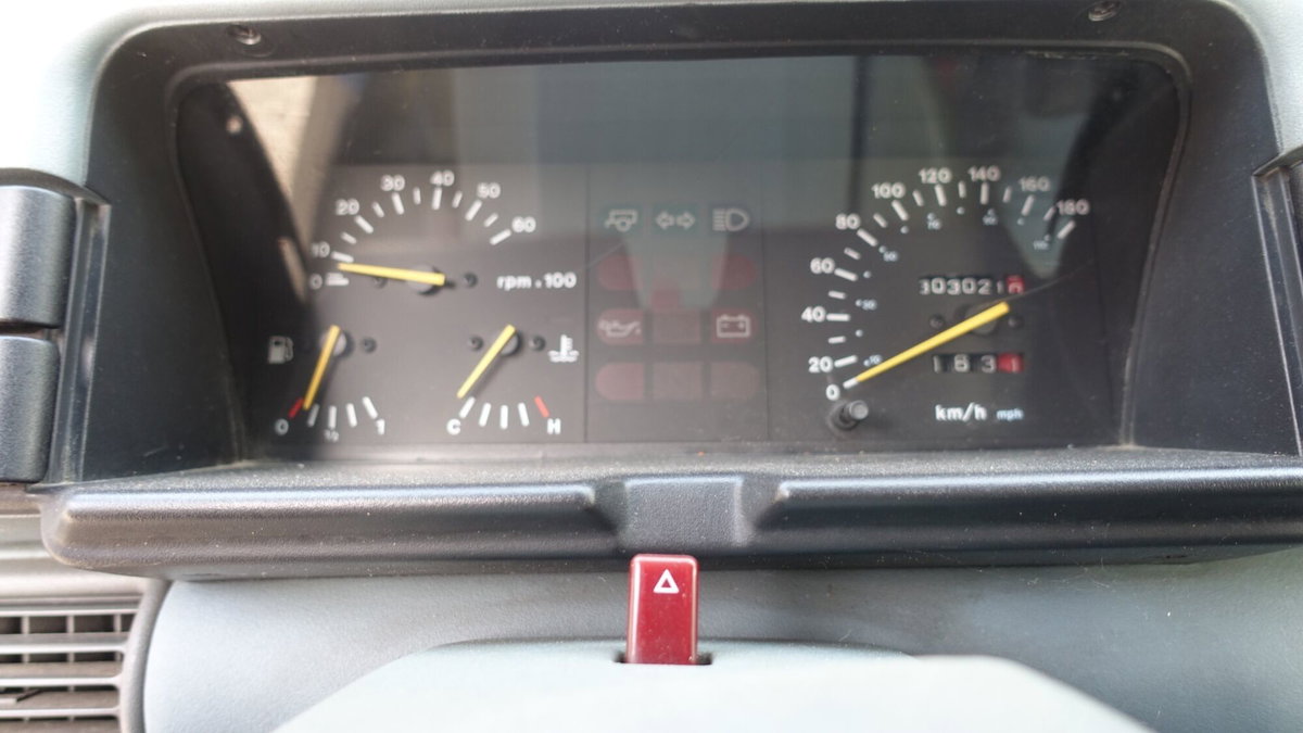 Land Rover Discovery 2.5 Tdi 3 porte (11)