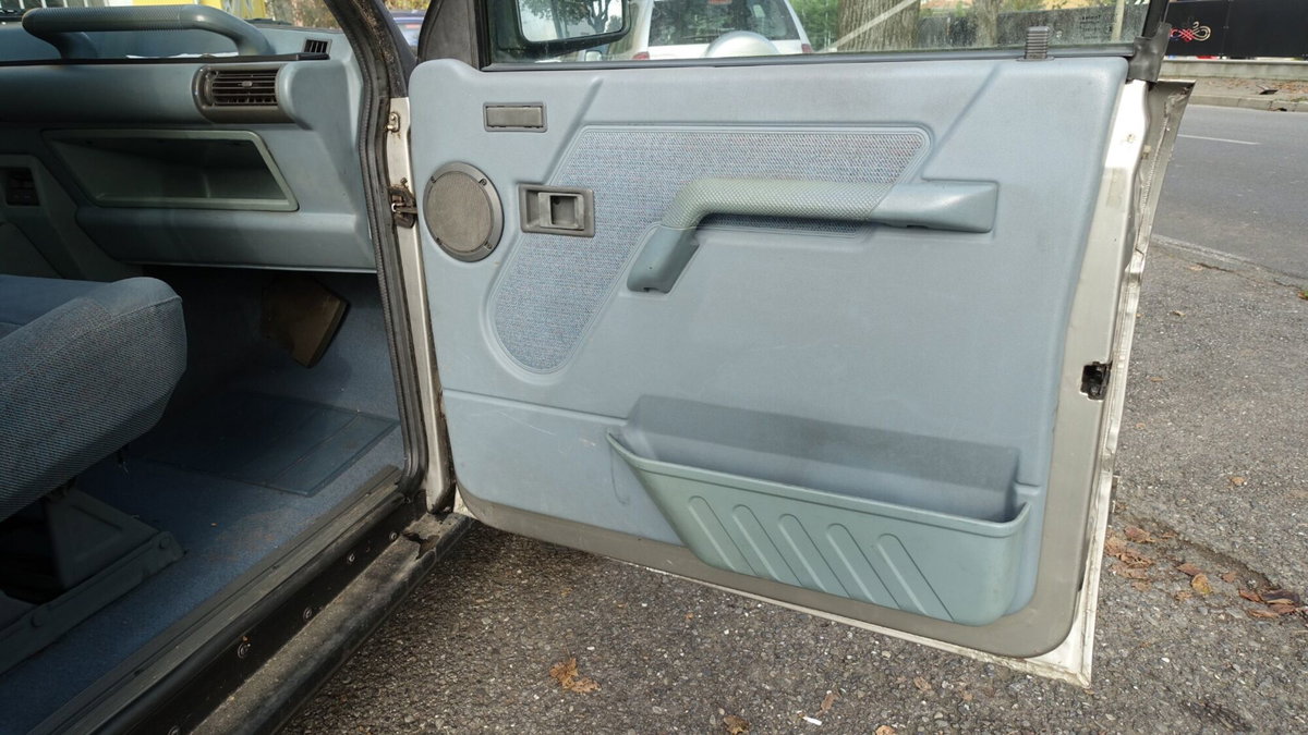 Land Rover Discovery 2.5 Tdi 3 porte (17)