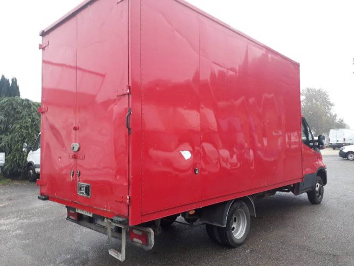 Iveco Daily Telaio 35C13 2.3 HPT PLM-RG Cabinato (3)