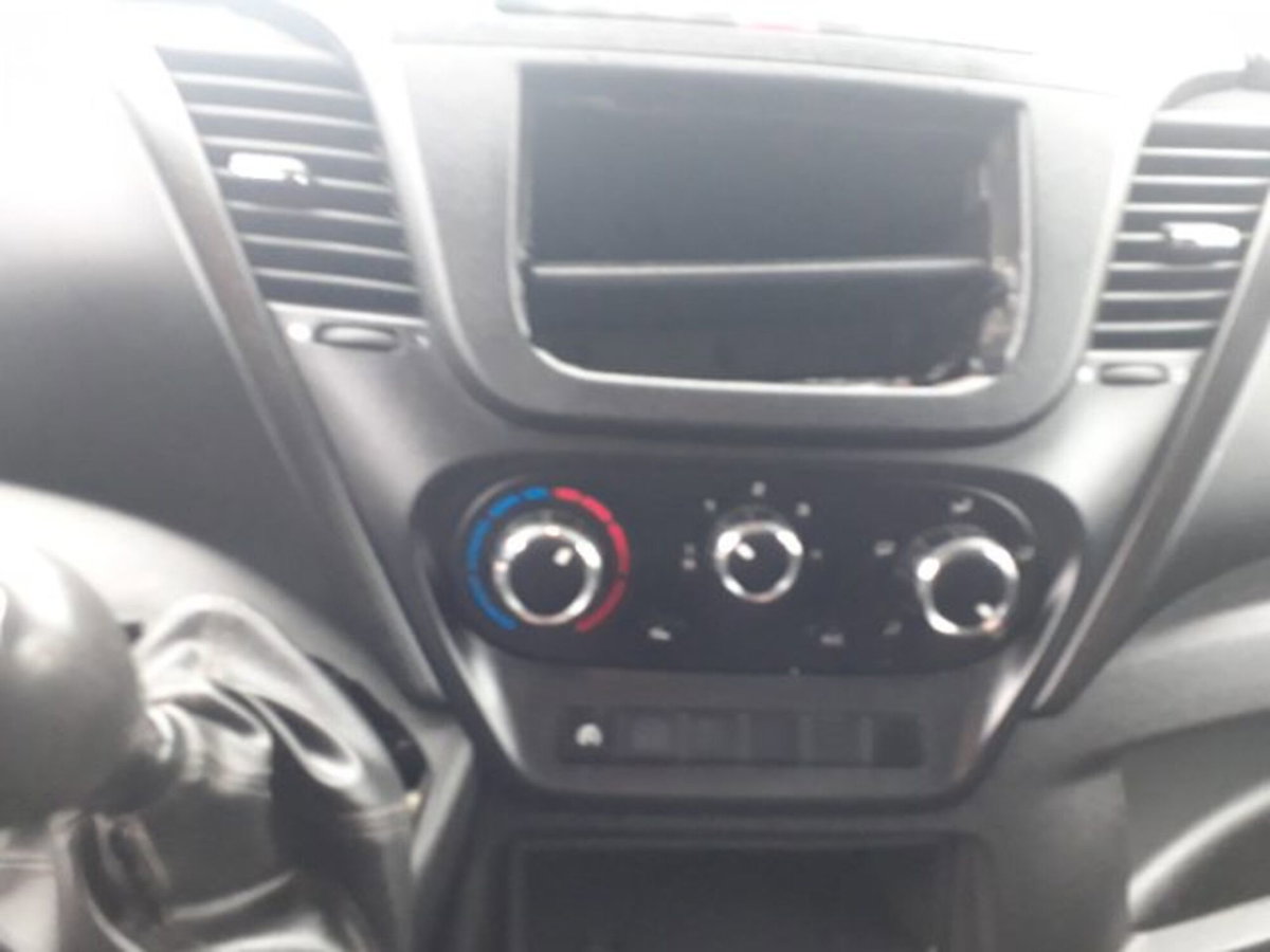 Iveco Daily Telaio 35C13 2.3 HPT PLM-RG Cabinato (8)