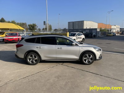 Ford Focus Station Wagon 1.0 EcoBoost 125 CV automatico SW ST-Line Co-Pilot (4)