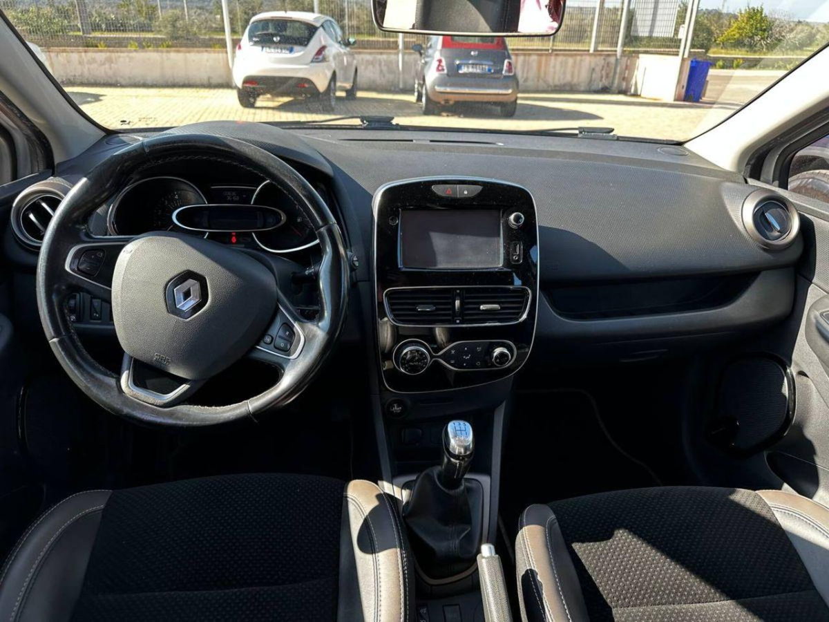Renault Clio dCi 8V 75 CV Start&Stop 5 porte Energy Intens (10)