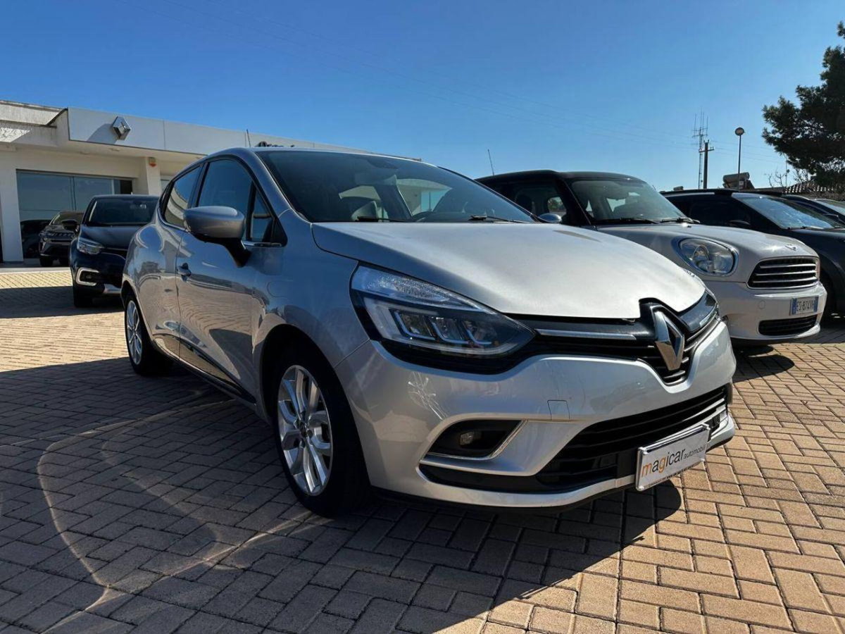 Renault Clio dCi 8V 75 CV Start&Stop 5 porte Energy Intens (3)