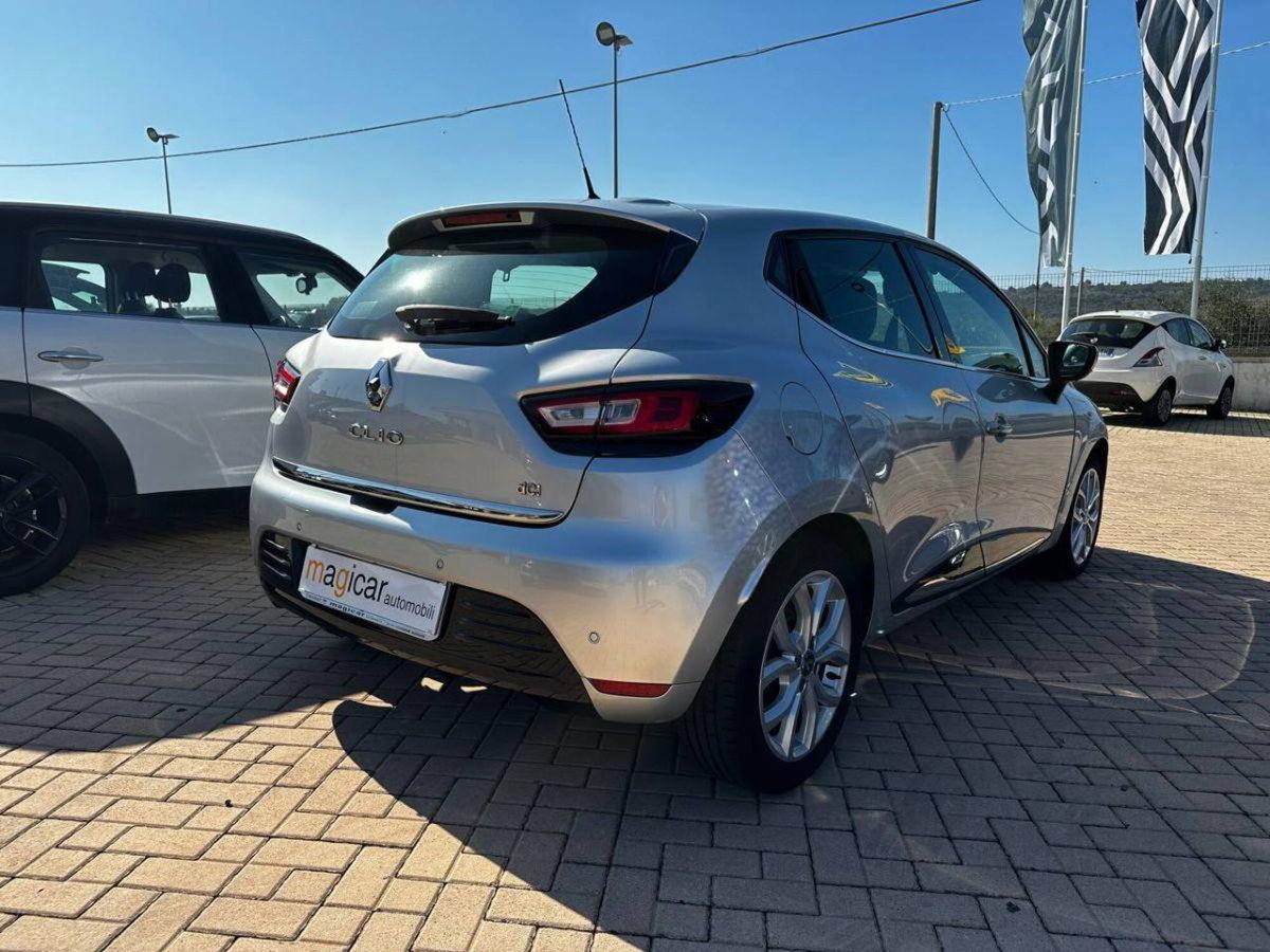 Renault Clio dCi 8V 75 CV Start&Stop 5 porte Energy Intens (4)