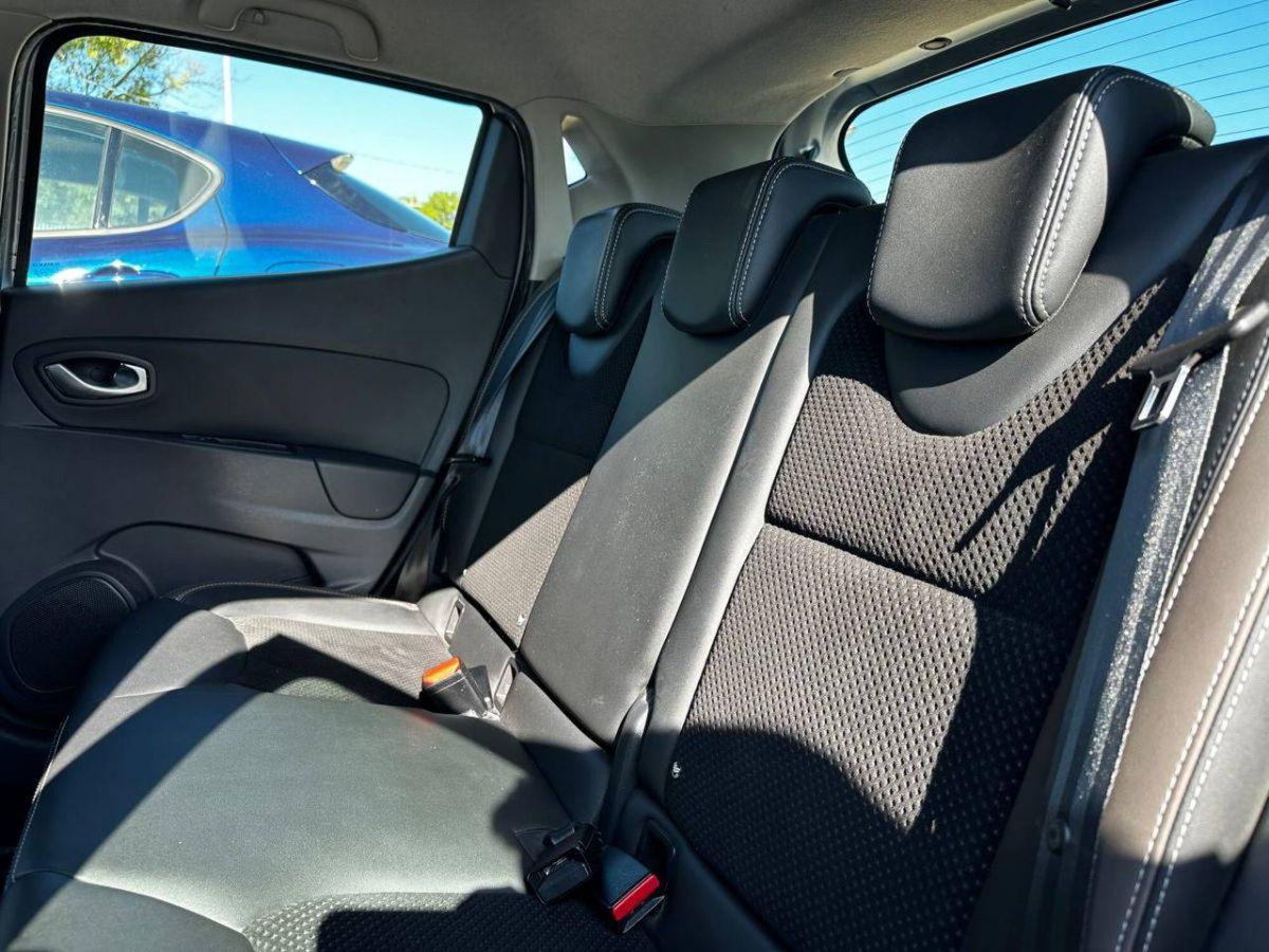 Renault Clio dCi 8V 75 CV Start&Stop 5 porte Energy Intens (8)