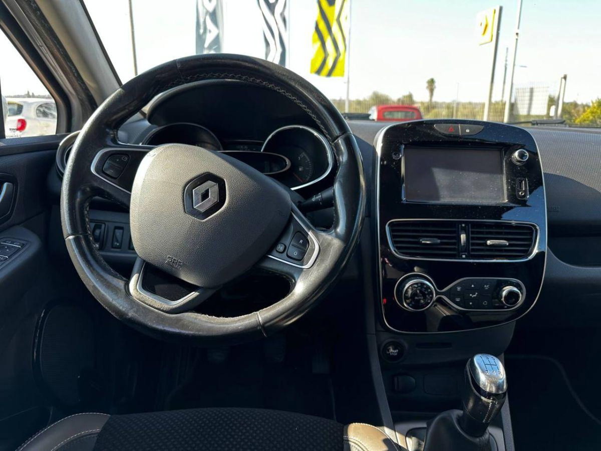 Renault Clio dCi 8V 75 CV Start&Stop 5 porte Energy Intens (9)