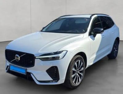Volvo XC60 B4 (d) AWD automatico Plus Dark usata