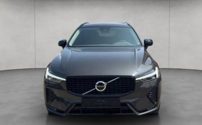 Volvo XC60 B4 (d) AWD automatico Plus Dark (20)