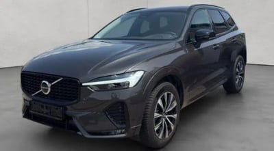 Volvo XC60 B4 (d) AWD automatico Plus Dark usata