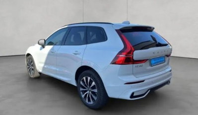 Volvo XC60 B4 (d) AWD automatico Plus Dark (5)