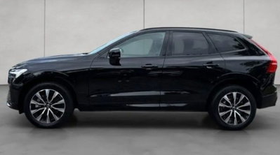 Volvo XC60 B4 (d) AWD automatico Plus Dark (9)