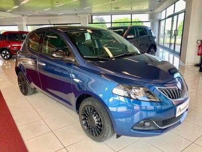 Lancia Ypsilon 1.0 FireFly 5 porte S&S Hybrid Gold Plus usata