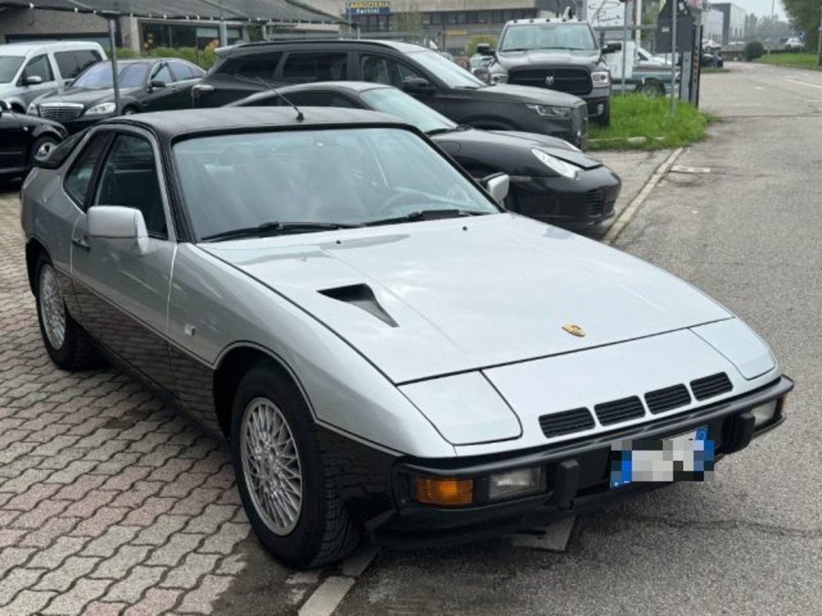 Porsche 924 Coupé 2.0 Turbo (4)