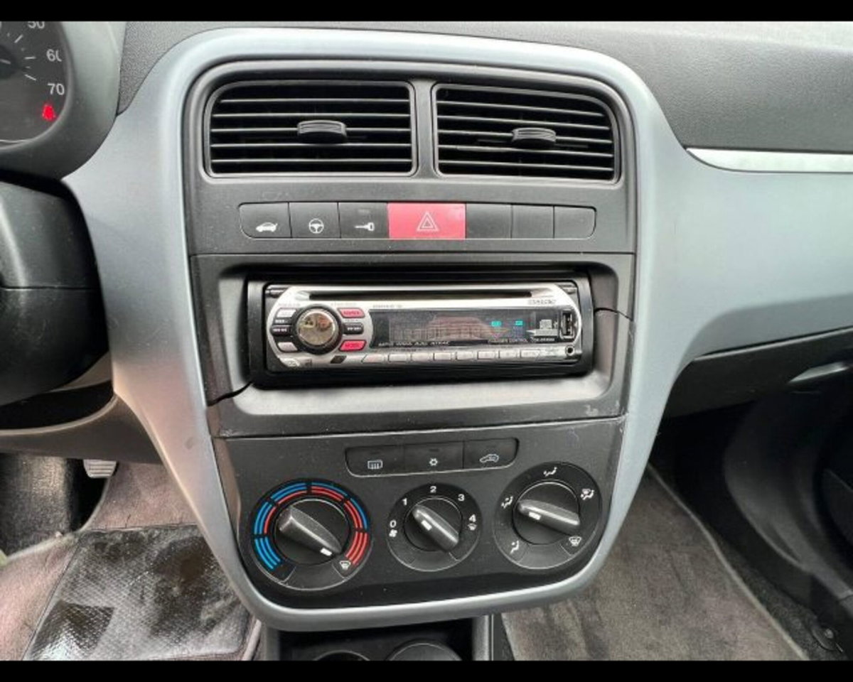 Fiat Grande Punto 1.2 5 porte Dynamic (13)
