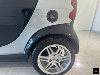 smart Fortwo 700 coupé Brabus (55 kW) (4)