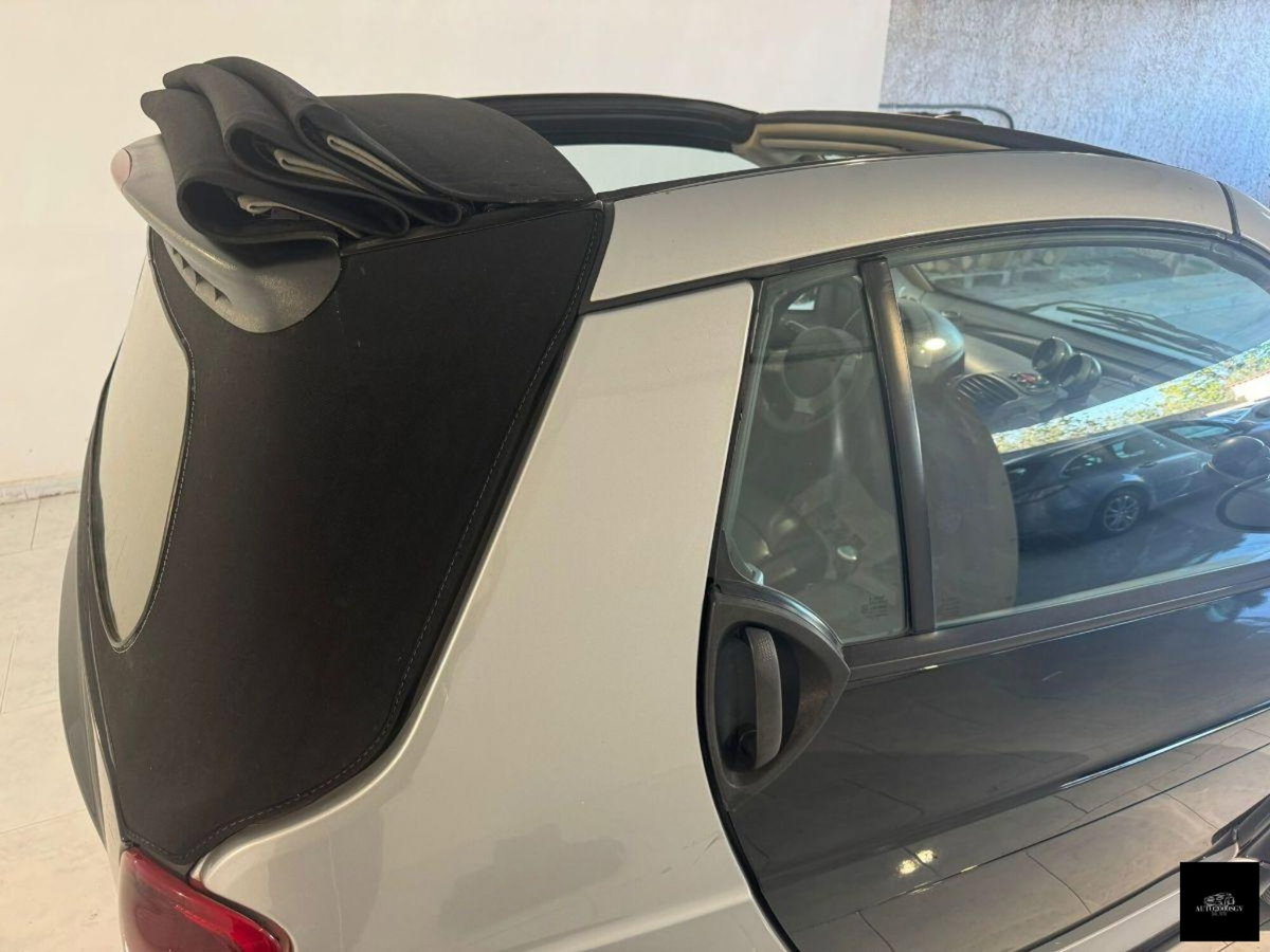 smart Fortwo 700 coupé Brabus (55 kW) (9)