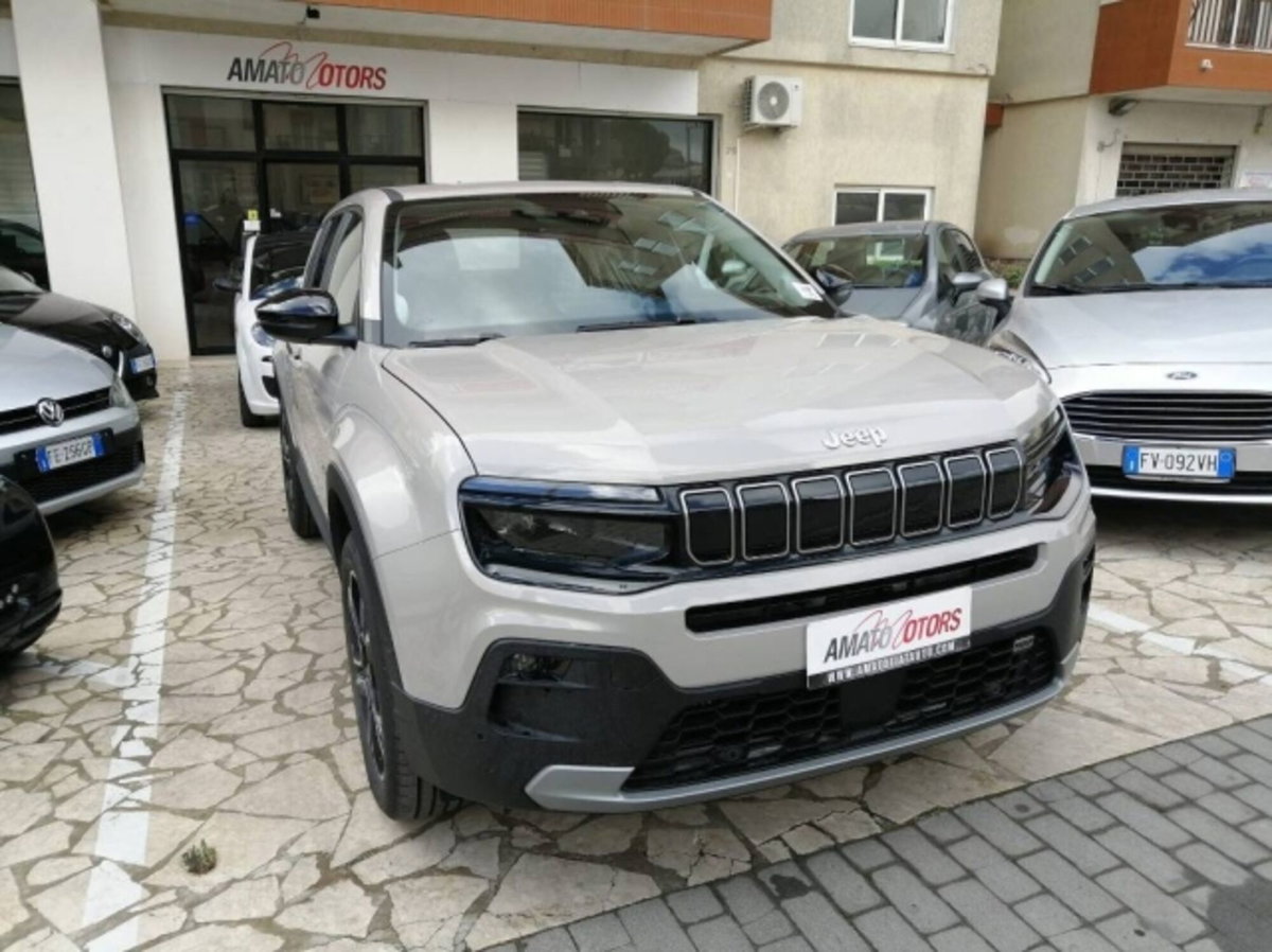 Jeep Avenger 1.2 turbo e-hybrid mhev Summit fwd 110cv edct6 (3)