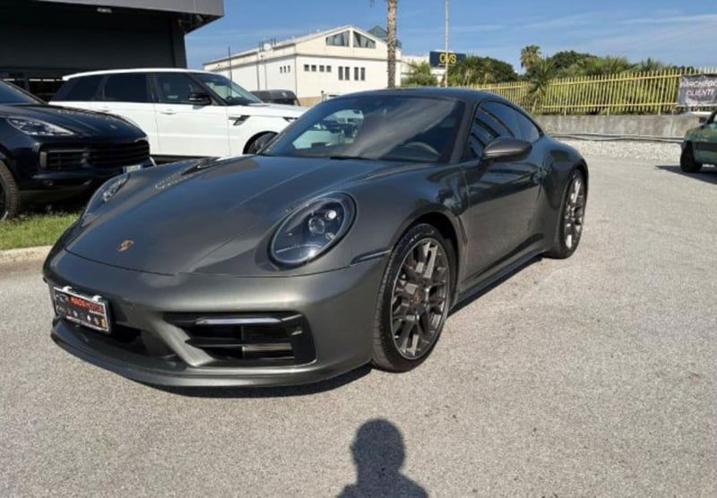 Porsche 911 Coupé Coupe 3.0 Carrera 4 auto