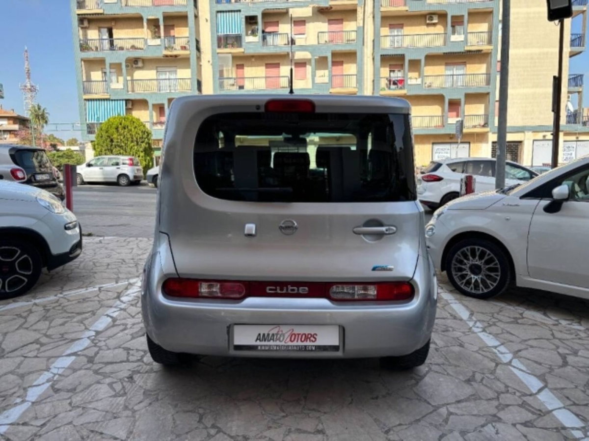 Nissan Cube 1.5 dCi Luxury (5)