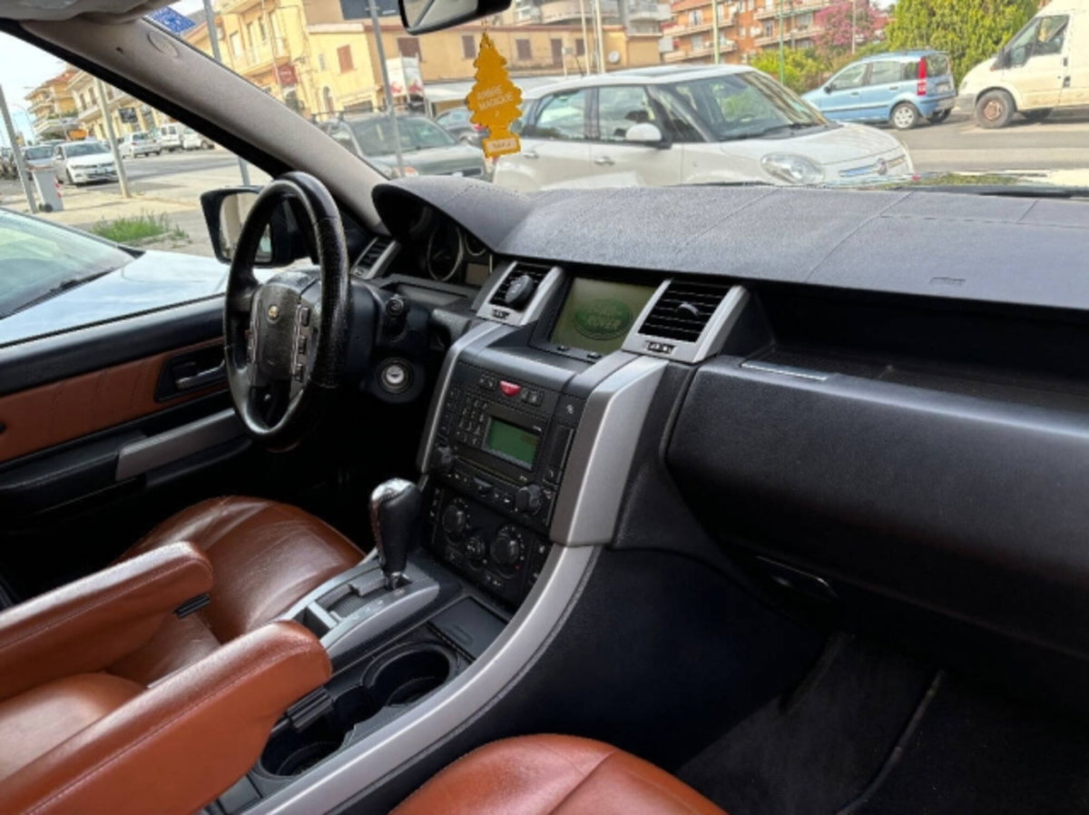 Land Rover Range Rover Sport 2.7 TDV6 HSE (13)