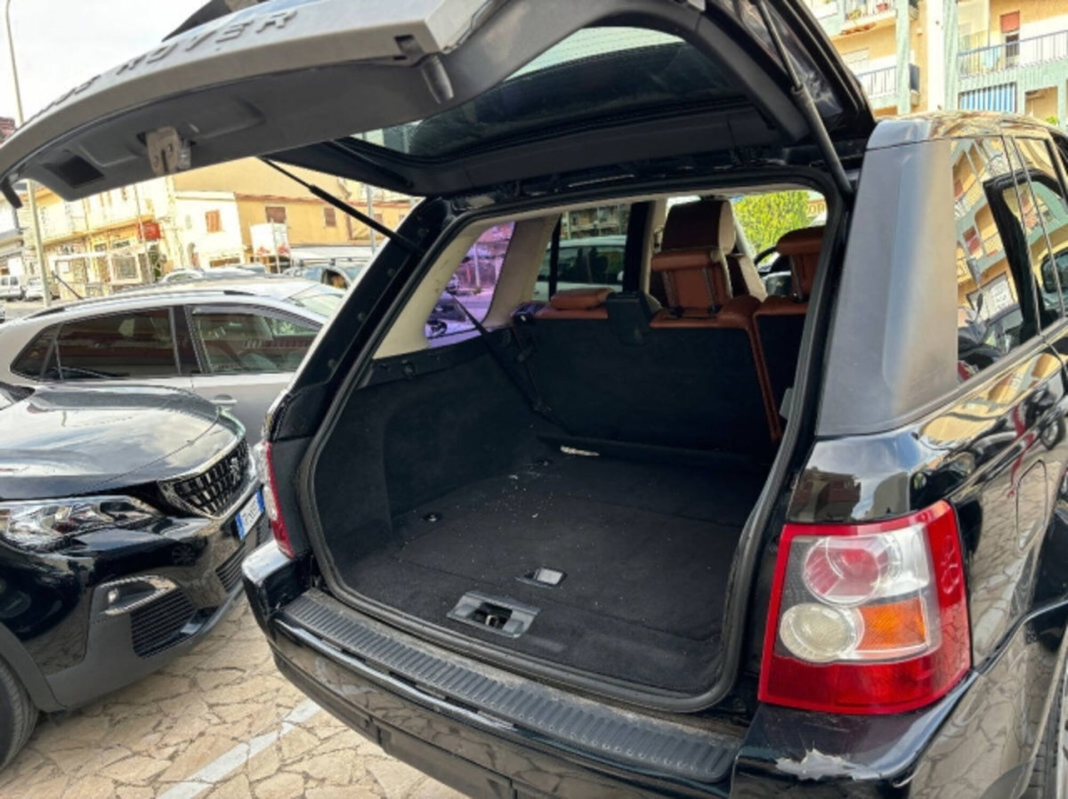 Land Rover Range Rover Sport 2.7 TDV6 HSE (15)