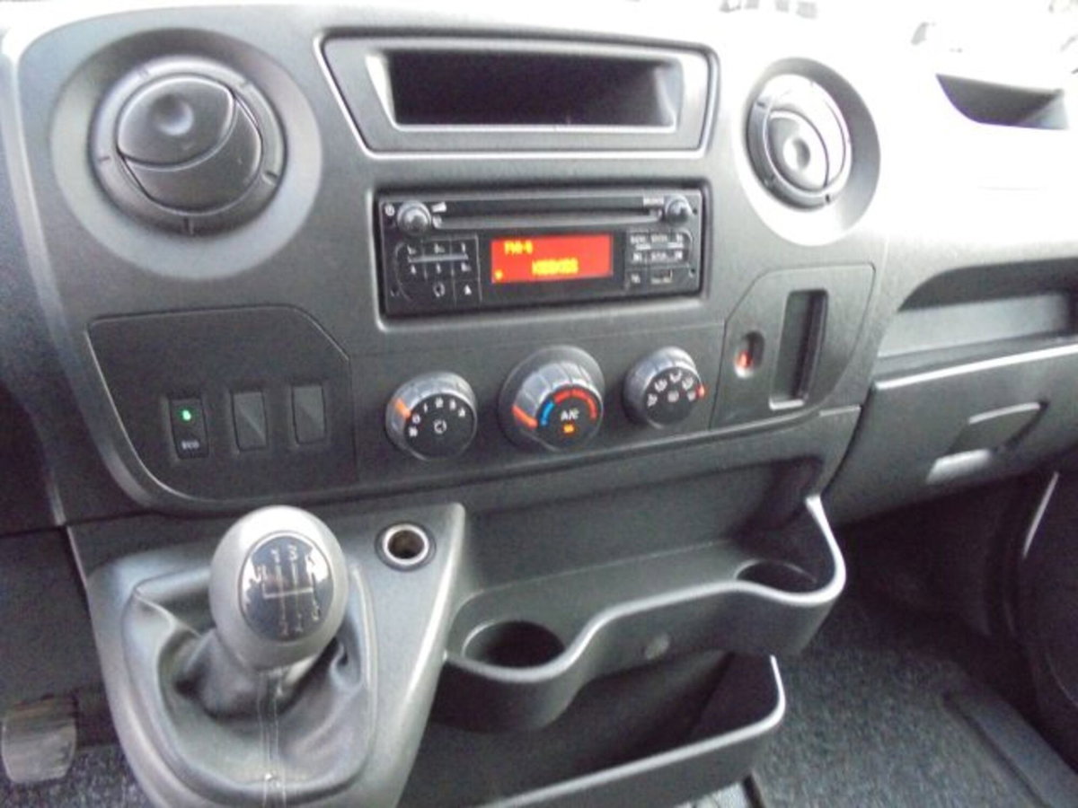 Opel Movano Furgone 35 2.3 CDTI 110CV PC-TM FWD Furgone (18)
