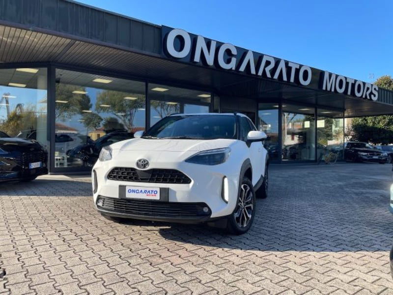 Toyota Yaris Cross 1.5 Hybrid 5p.E-CVT AWD-i Orange Edition