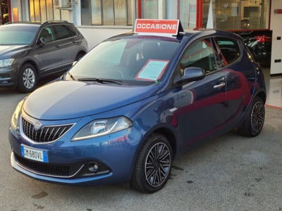 Lancia Ypsilon 1.0 FireFly 5 porte S&S Hybrid Gold Plus usata