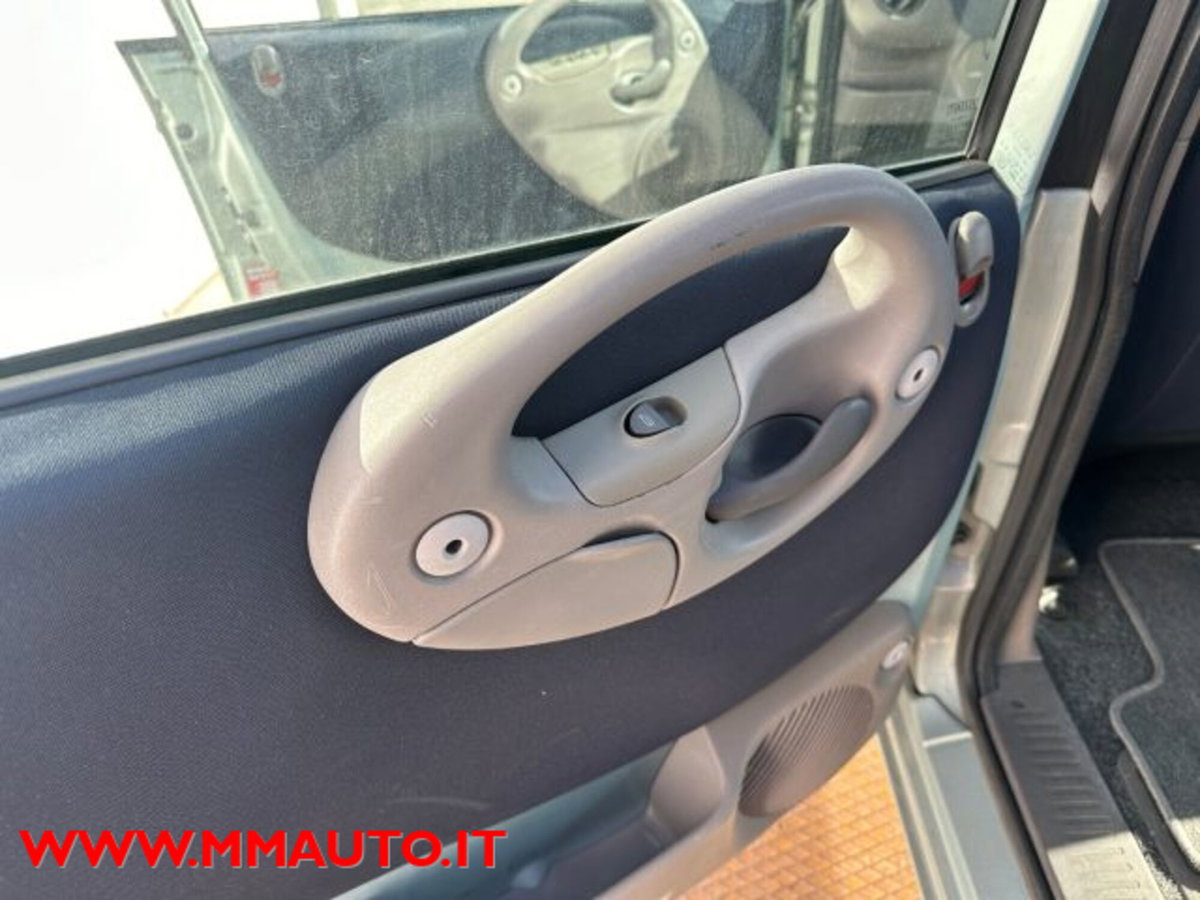 Fiat Multipla 1.6 16V Natural Power Dynamic (12)
