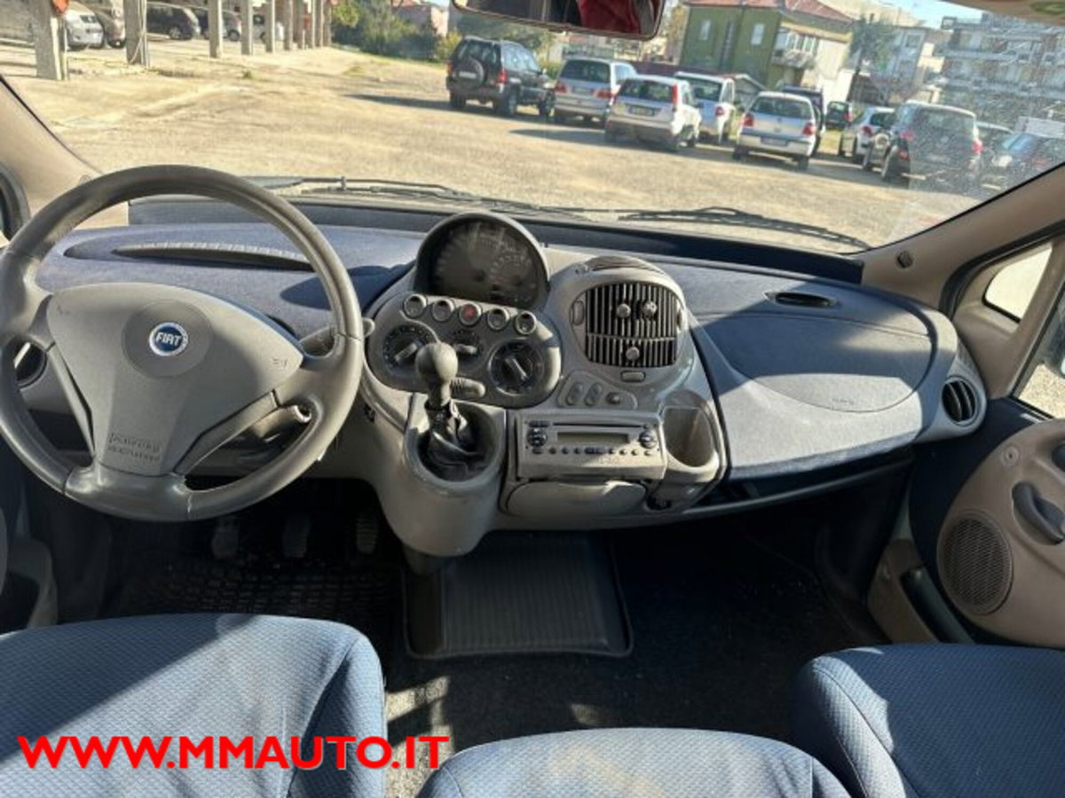 Fiat Multipla 1.6 16V Natural Power Dynamic (9)