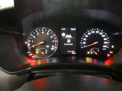 Suzuki Swift 1.2h Top 4wd allgrip (7)