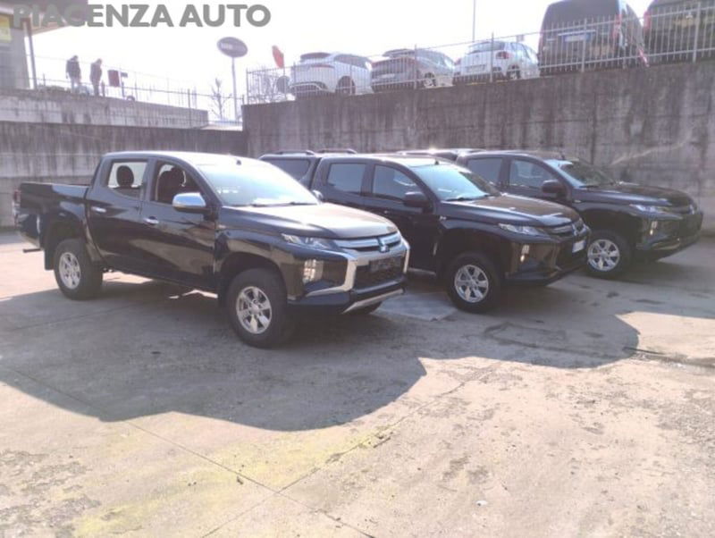Mitsubishi L200 2.3 D Double Cab 4x4 Easy Select Invite Connect
