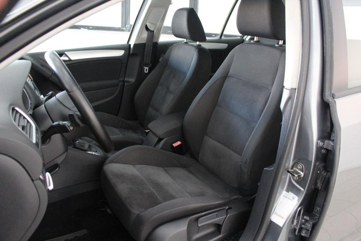 Volkswagen Golf 1.4 TSI 160CV DSG 5p. Highline (12)
