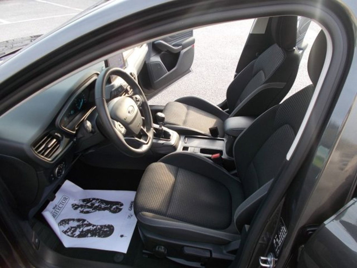Ford Focus Station Wagon 1.5 EcoBlue 120 CV automatico SW Business (10)