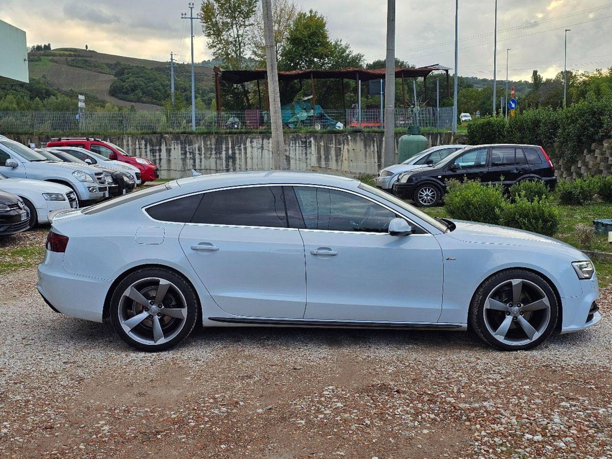 Audi A5 Sportback 2.0 TDI (10)