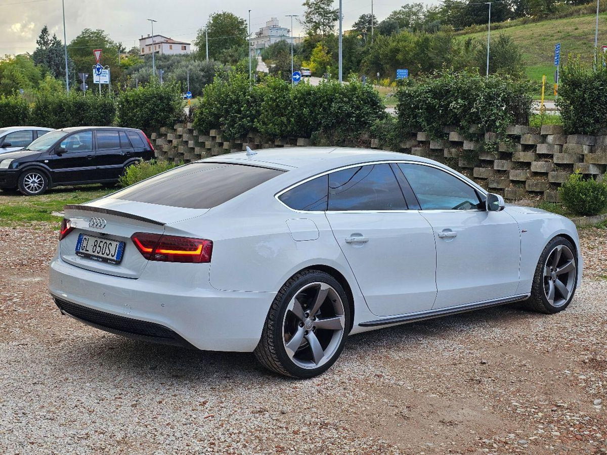 Audi A5 Sportback 2.0 TDI (9)