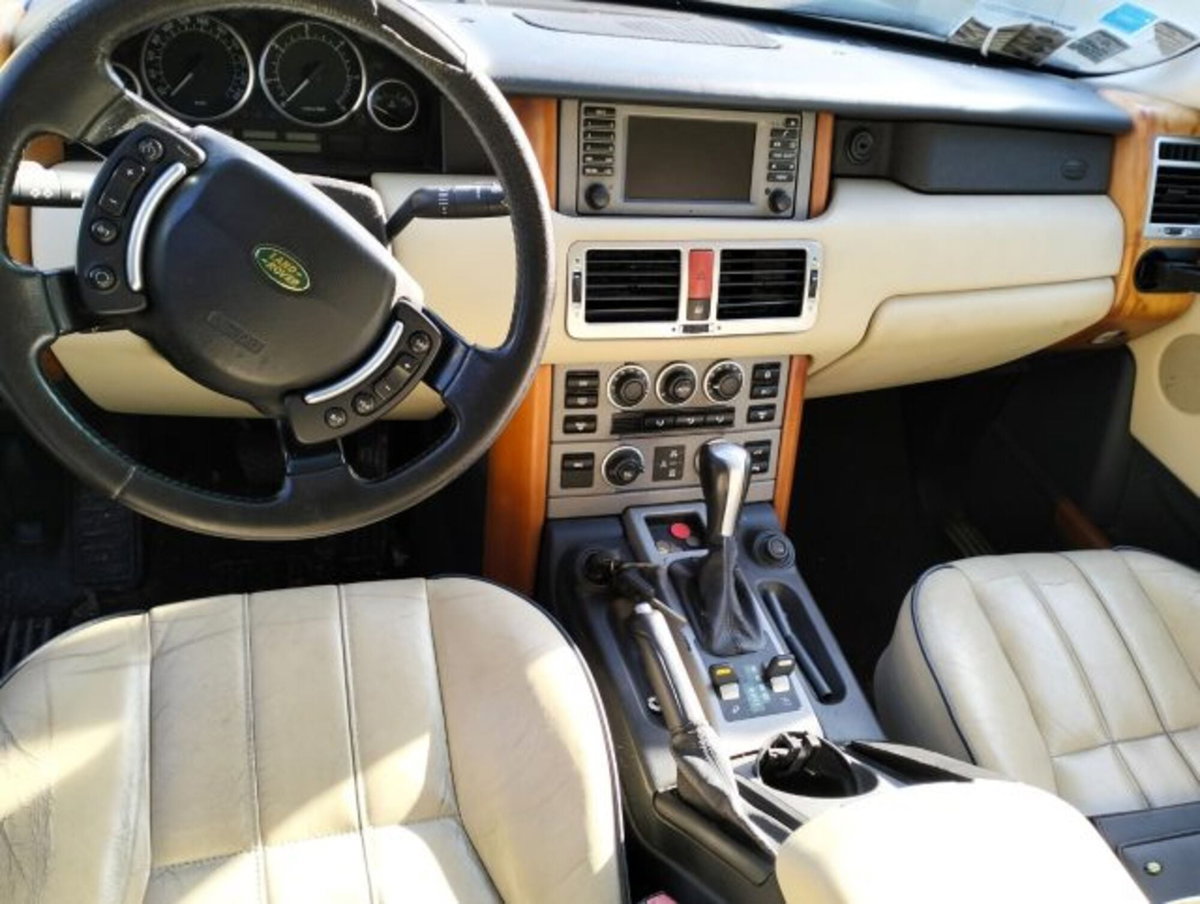 Land Rover Range Rover 3.0 Td6 Vogue Legno (6)