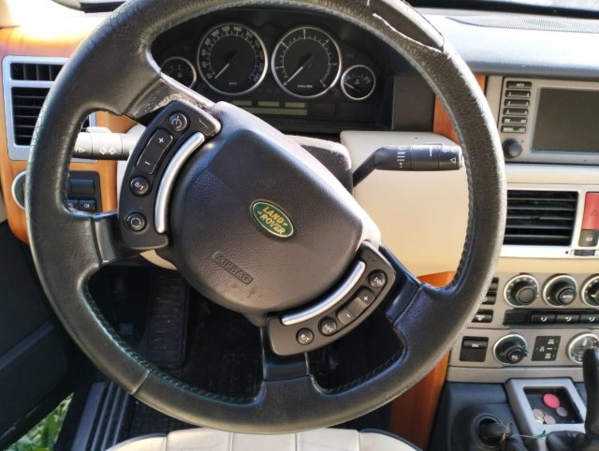 Land Rover Range Rover 3.0 Td6 Vogue Legno (7)