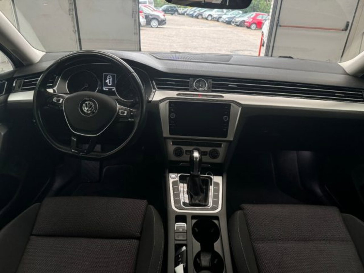 Volkswagen Passat Variant 2.0 TDI DSG Executive BlueMotion Tech. (6)